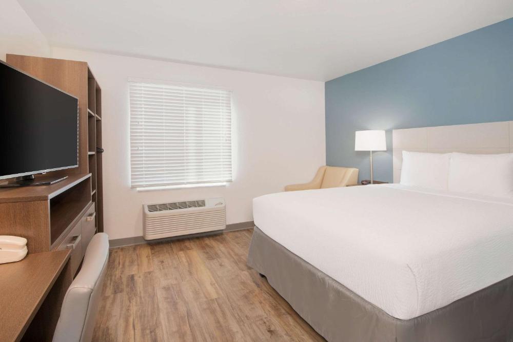 Queen Room - Non Smoking interior